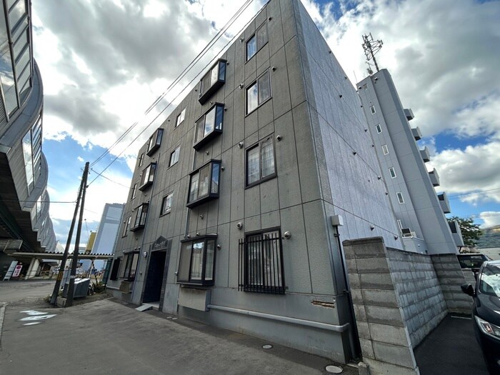 物件外観写真2　(外観写真)