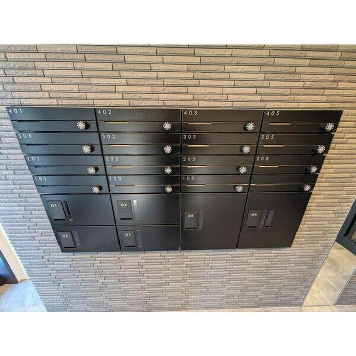 物件外観写真4　(建物設備)