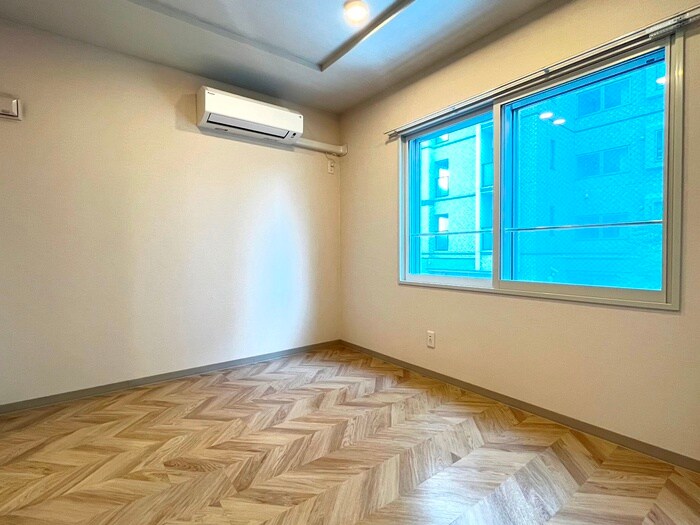 物件内観写真9　(居室)