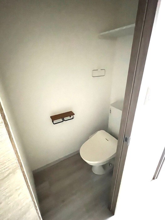 物件内観写真13　(トイレ)