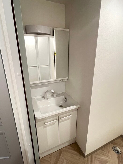 物件内観写真14　(洗面)