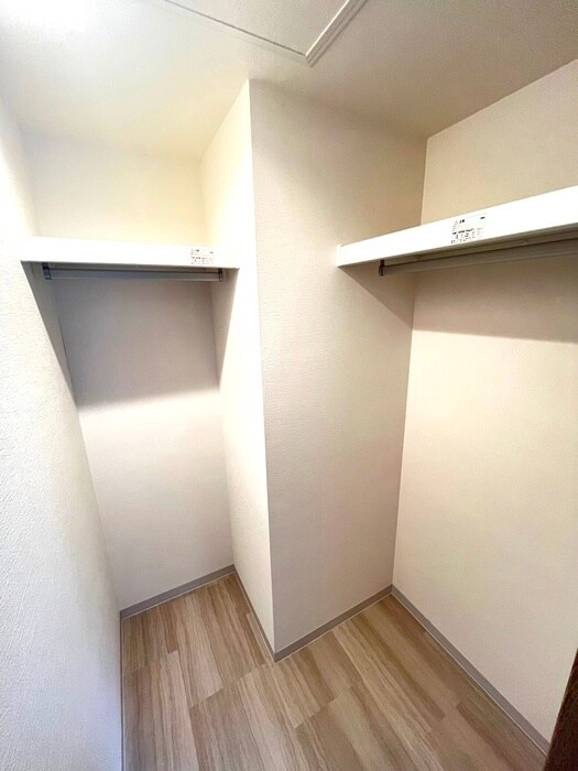 物件内観写真16　(収納)