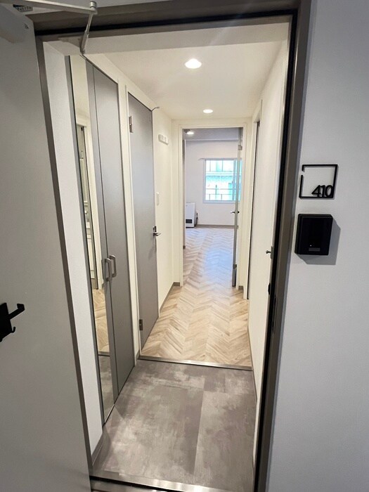 物件内観写真19　(玄関)