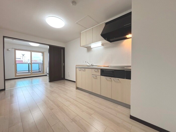 物件内観写真9　(居室)