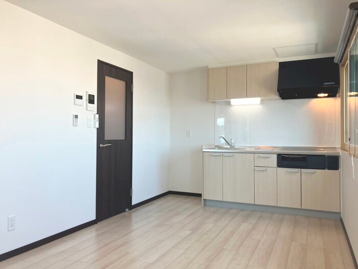 物件内観写真9　(居室)