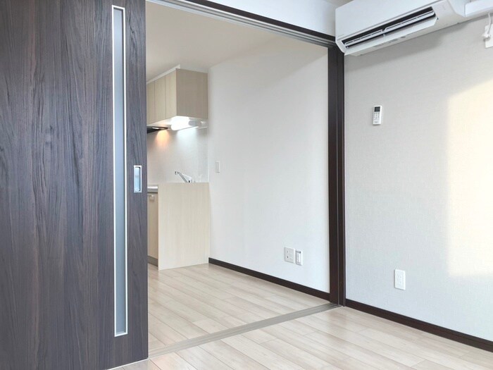 物件内観写真9　(居室)