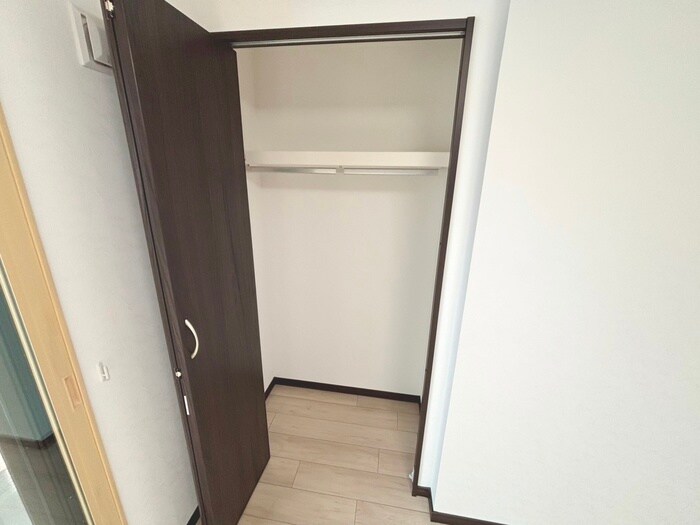 物件内観写真11　(収納)