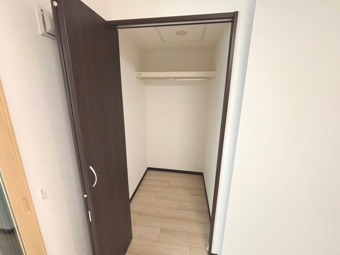 物件内観写真11　(収納)