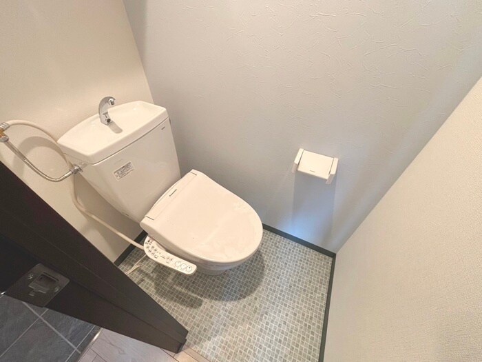 物件内観写真14　(トイレ)