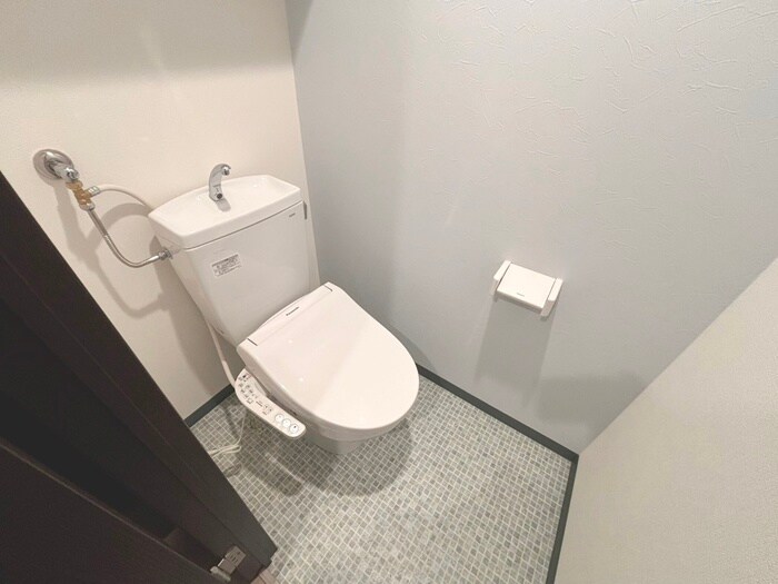 物件内観写真14　(トイレ)