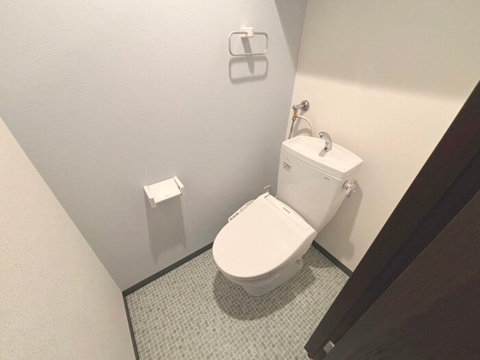 物件内観写真14　(トイレ)