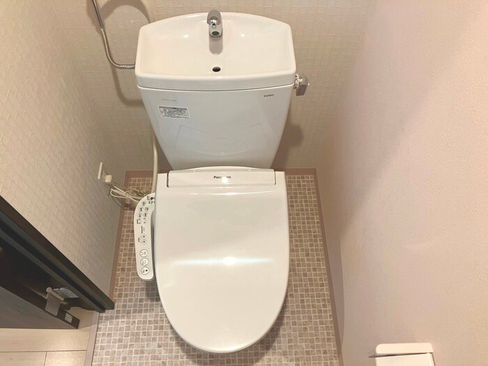 物件内観写真14　(トイレ)