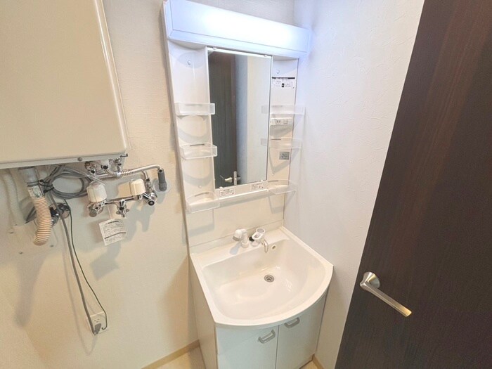 物件内観写真15　(洗面)