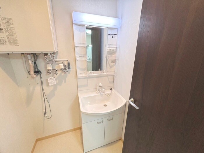 物件内観写真15　(洗面)