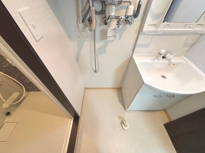 物件内観写真17　(洗濯機置場)