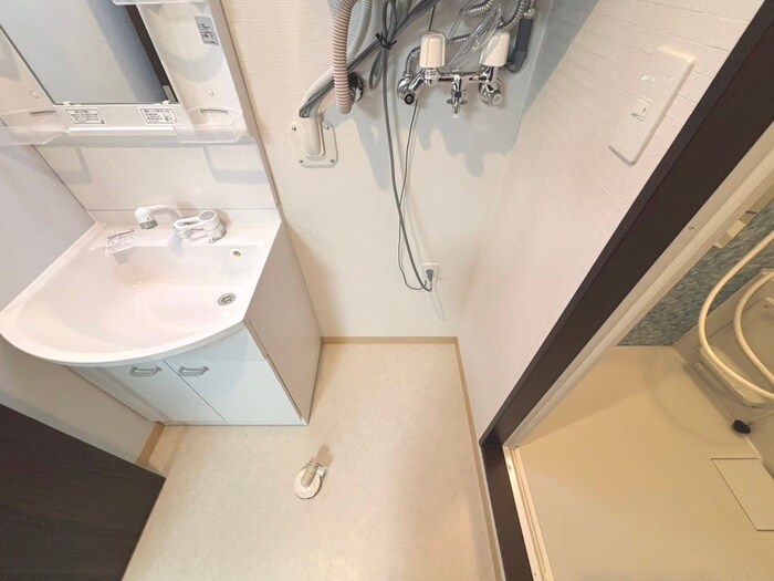 物件内観写真17　(洗濯機置場)