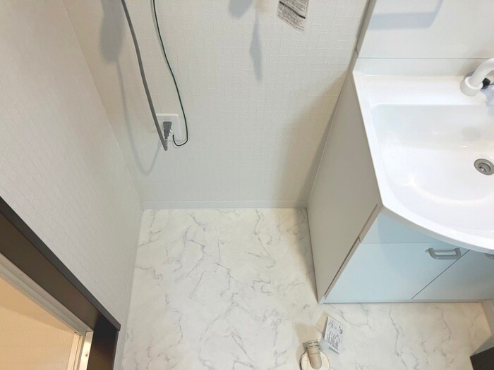 物件内観写真17　(洗濯機置場)