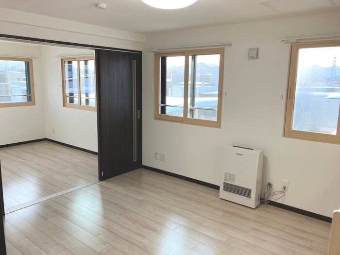 物件内観写真19　(居室)