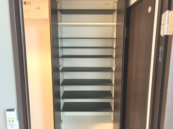 靴箱