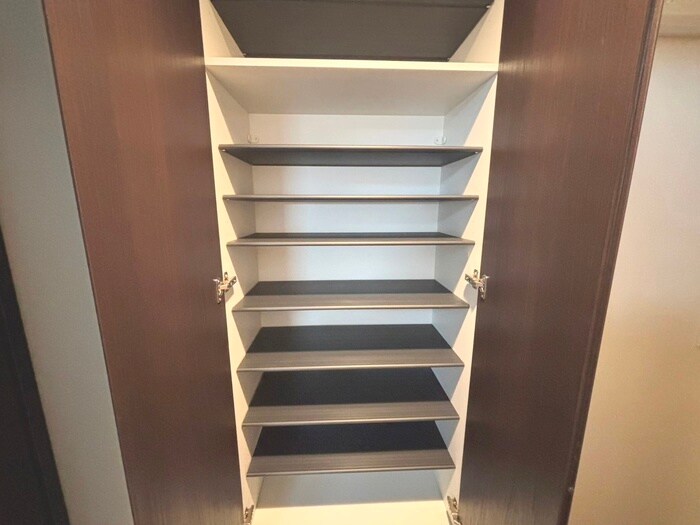 物件内観写真22　(靴箱)