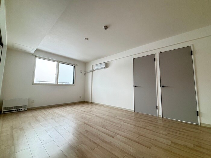 物件内観写真10　(居室)