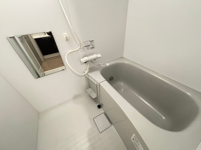 物件内観写真12　(バス／シャワールーム等)