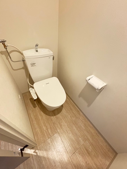 物件内観写真13　(トイレ)