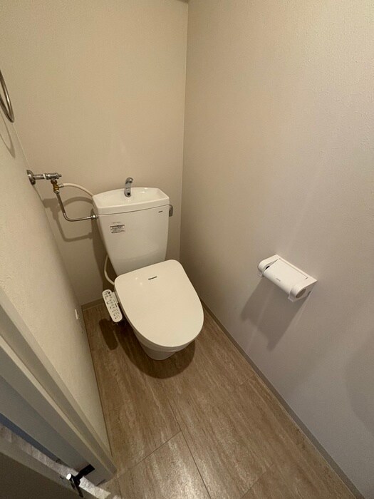 物件内観写真13　(トイレ)