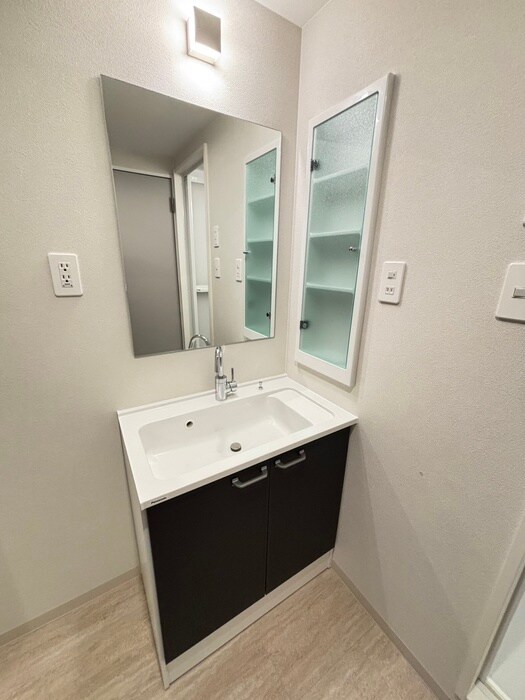 物件内観写真14　(洗面)