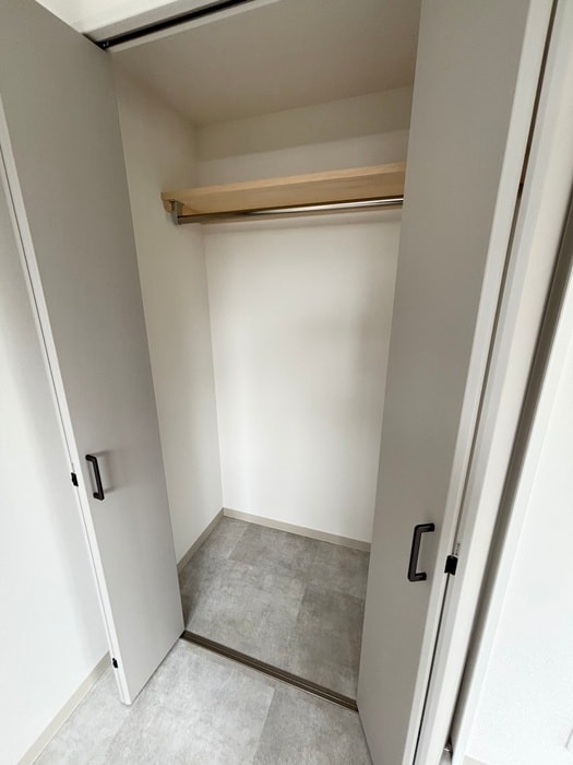 物件内観写真15　(収納)