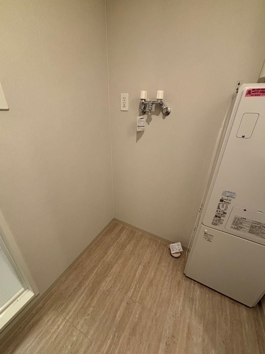 物件内観写真18　(洗濯機置場)