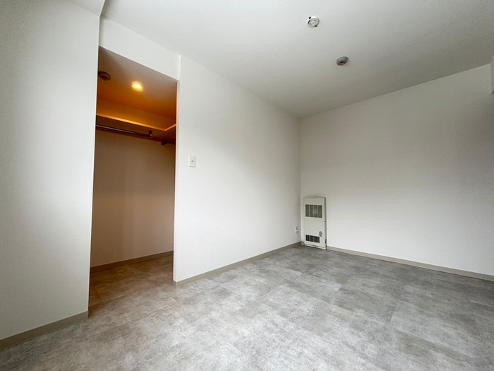 物件内観写真21　(居室)