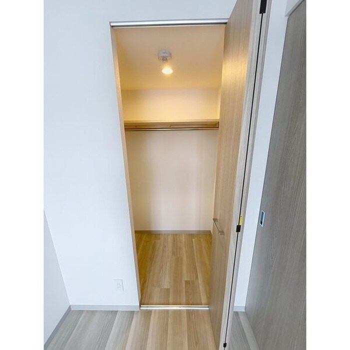 物件内観写真13　(収納)