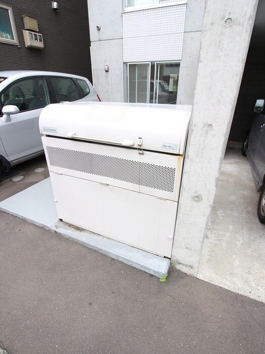 物件外観写真6　(建物設備)