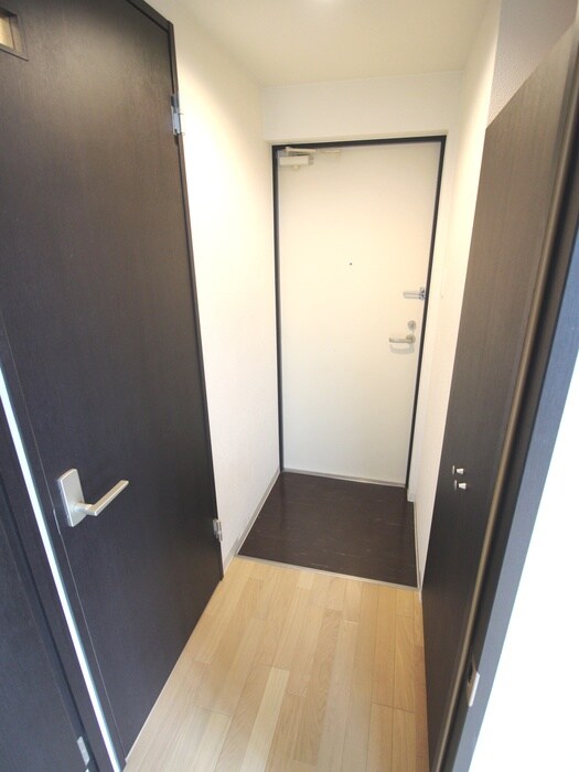 物件内観写真22　(玄関)