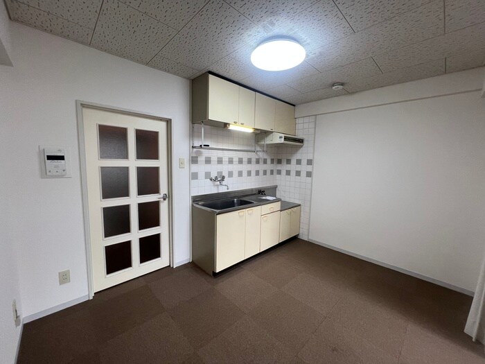 物件内観写真10　(居室)