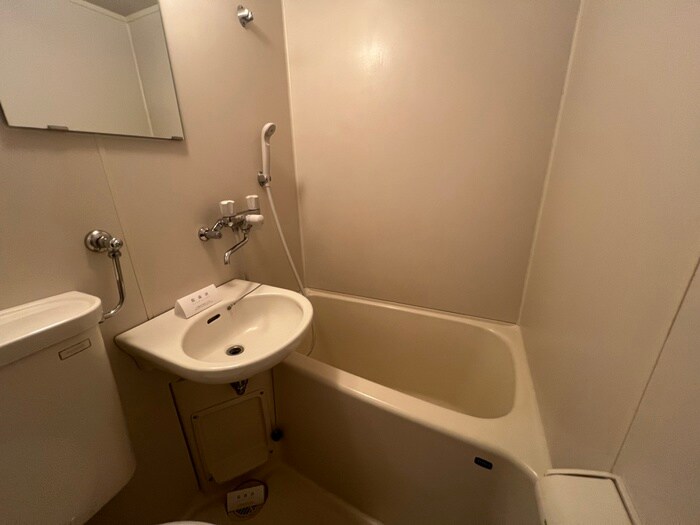 物件内観写真13　(バス／シャワールーム等)