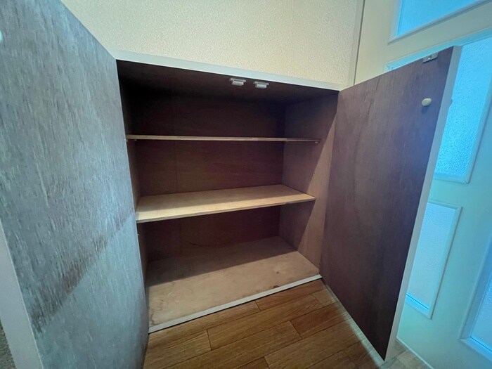 物件内観写真16　(靴箱)