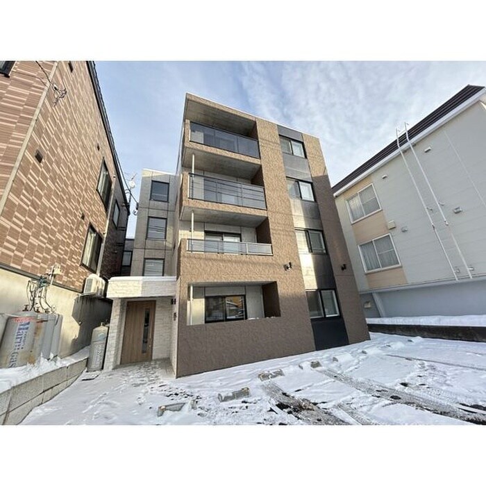 物件外観写真1　(外観写真)