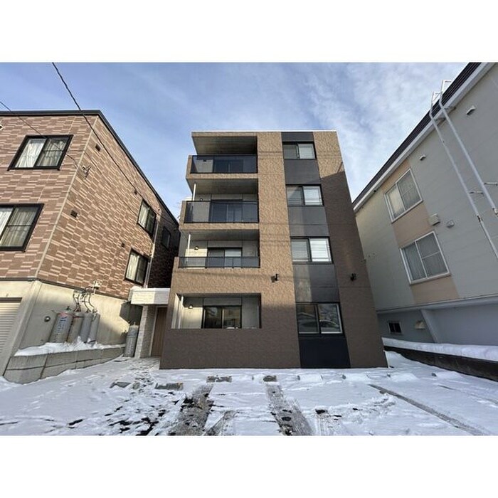 物件外観写真2　(外観写真)