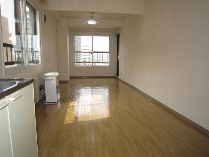 物件内観写真8　(居室)