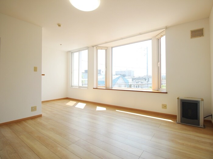 物件内観写真2　(居室)