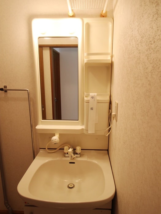 物件内観写真8　(洗面)