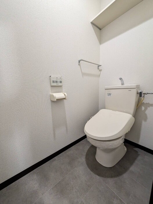 物件内観写真9　(トイレ)