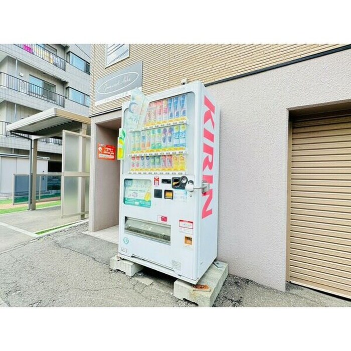 物件外観写真4　(建物設備)