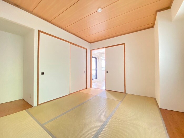 物件内観写真10　(居室)