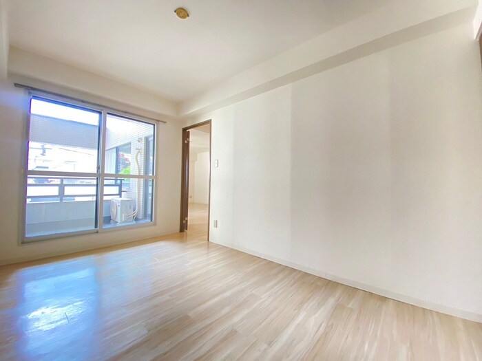 物件内観写真11　(居室)