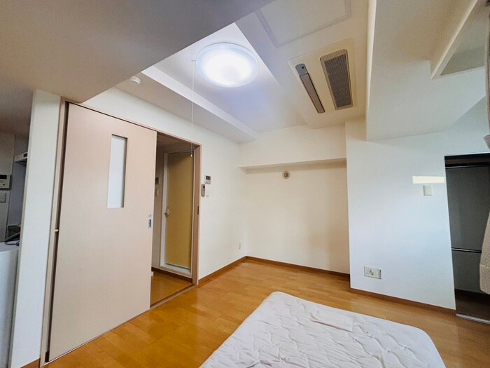 物件内観写真10　(居室)