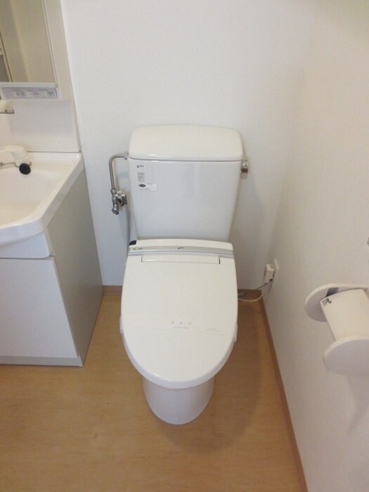 物件内観写真13　(トイレ)