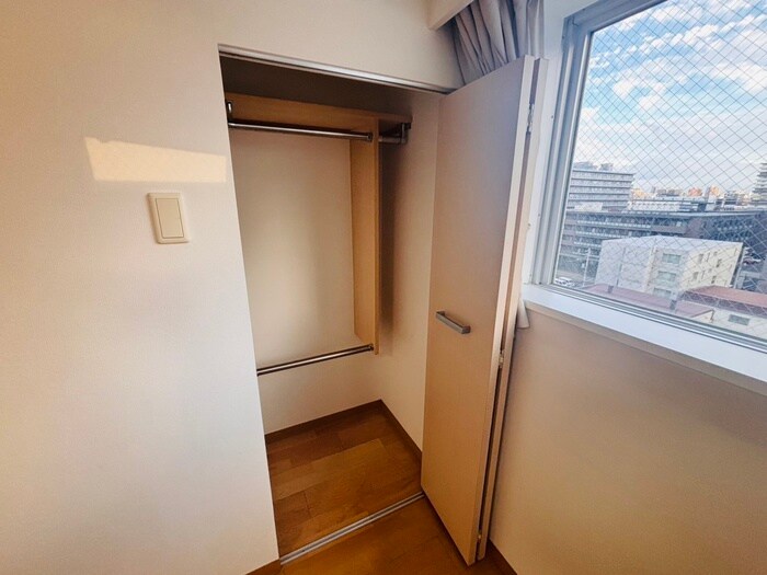 物件内観写真16　(収納)